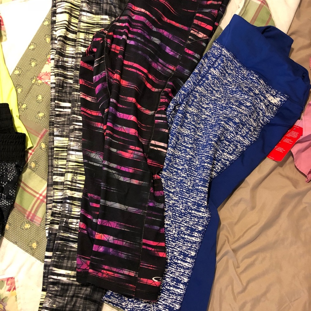 Bundled of 3 shown workout leg/tights Md/Lg/